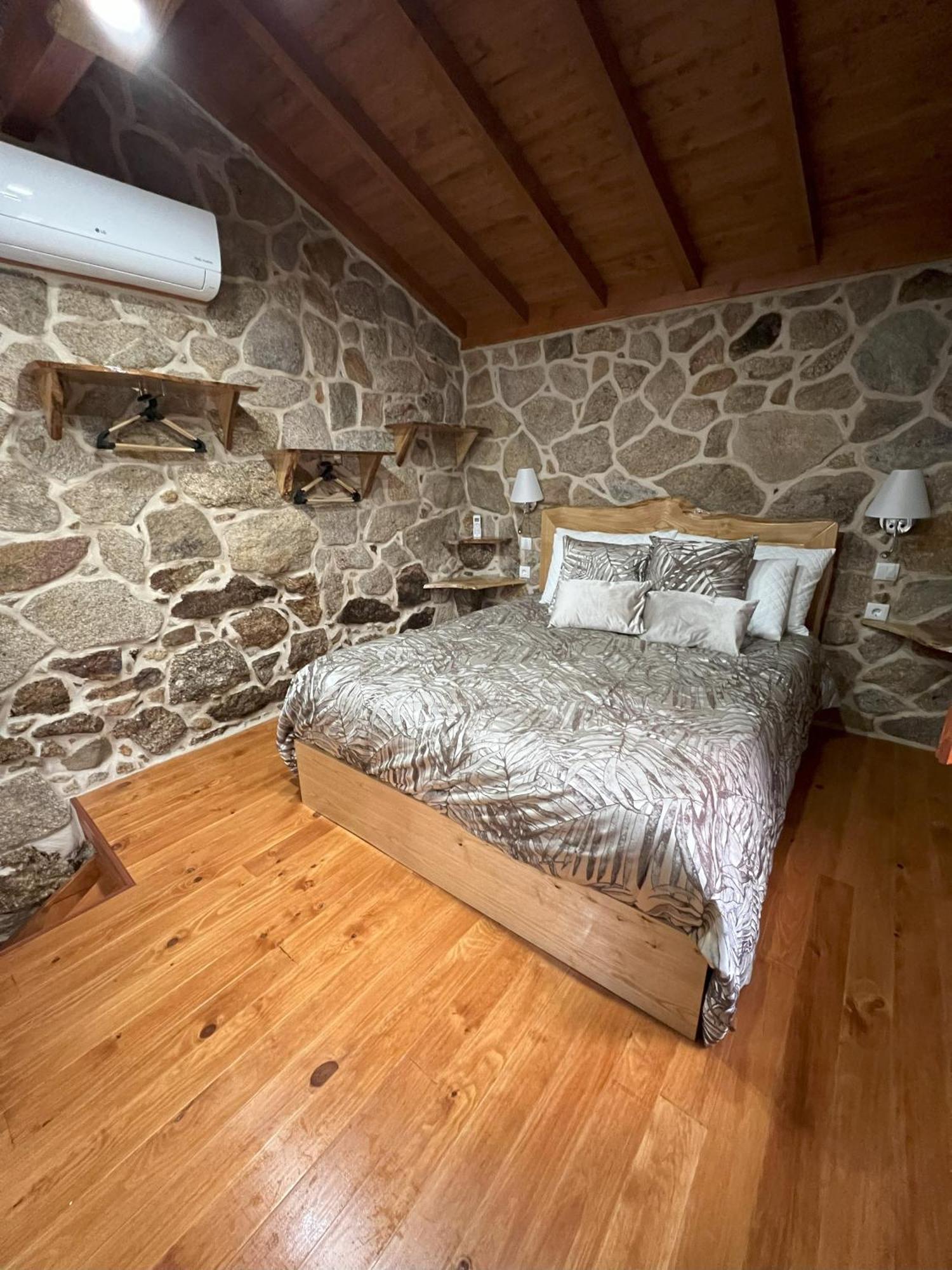Casa Largo S Lourenco E Casa Da Videira Mazes 外观 照片